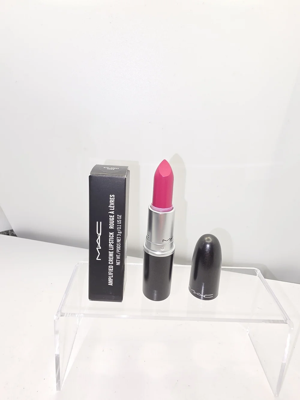 DISCONTINUED MAC LIPSTICK- 